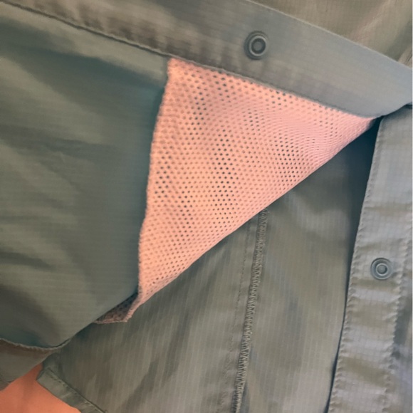 Columbia women’s polyester shirt - Picture 10 of 13